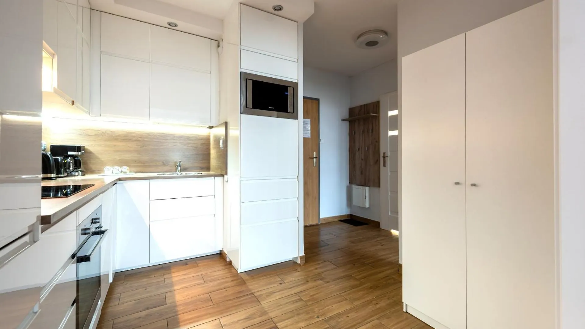 Apartment Blue Pearl 2 Rooms Down Town 4 Persons Balcony Free Parking Krakow