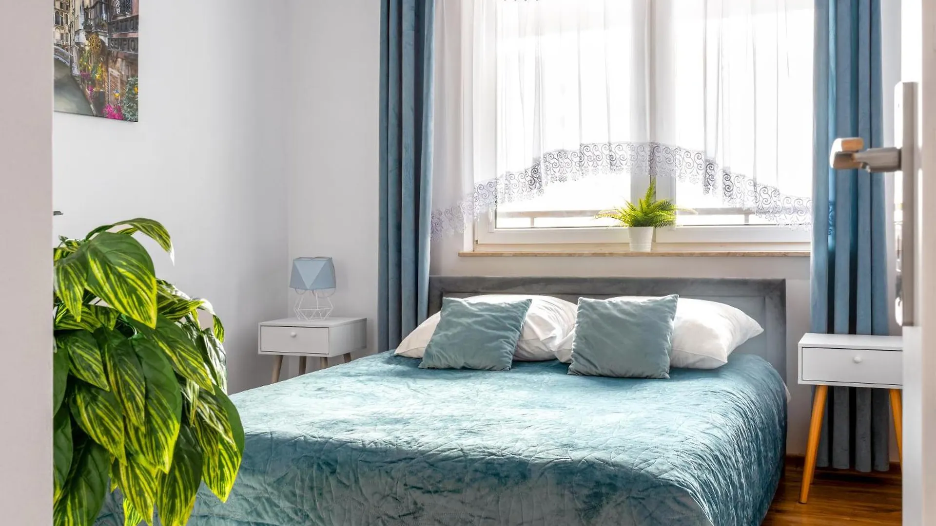 Apartment Blue Pearl 2 Rooms Down Town 4 Persons Balcony Free Parking Krakow