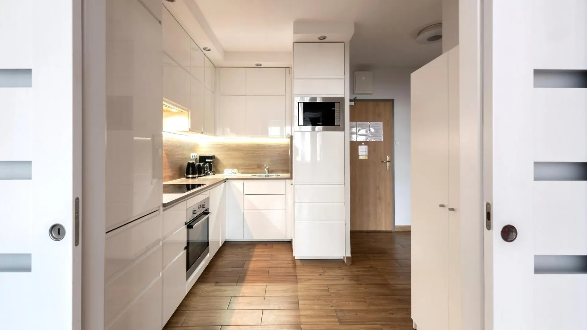 Apartment Blue Pearl 2 Rooms Down Town 4 Persons Balcony Free Parking Krakow